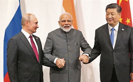 Charting India’s Strategic Autonomy: A Realist’s Perspective on Geopolitical Reset – by Maj Gen Sudhakar Jee (Retd)